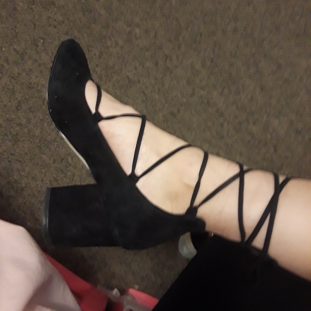 Black lace up Steve Madden heels